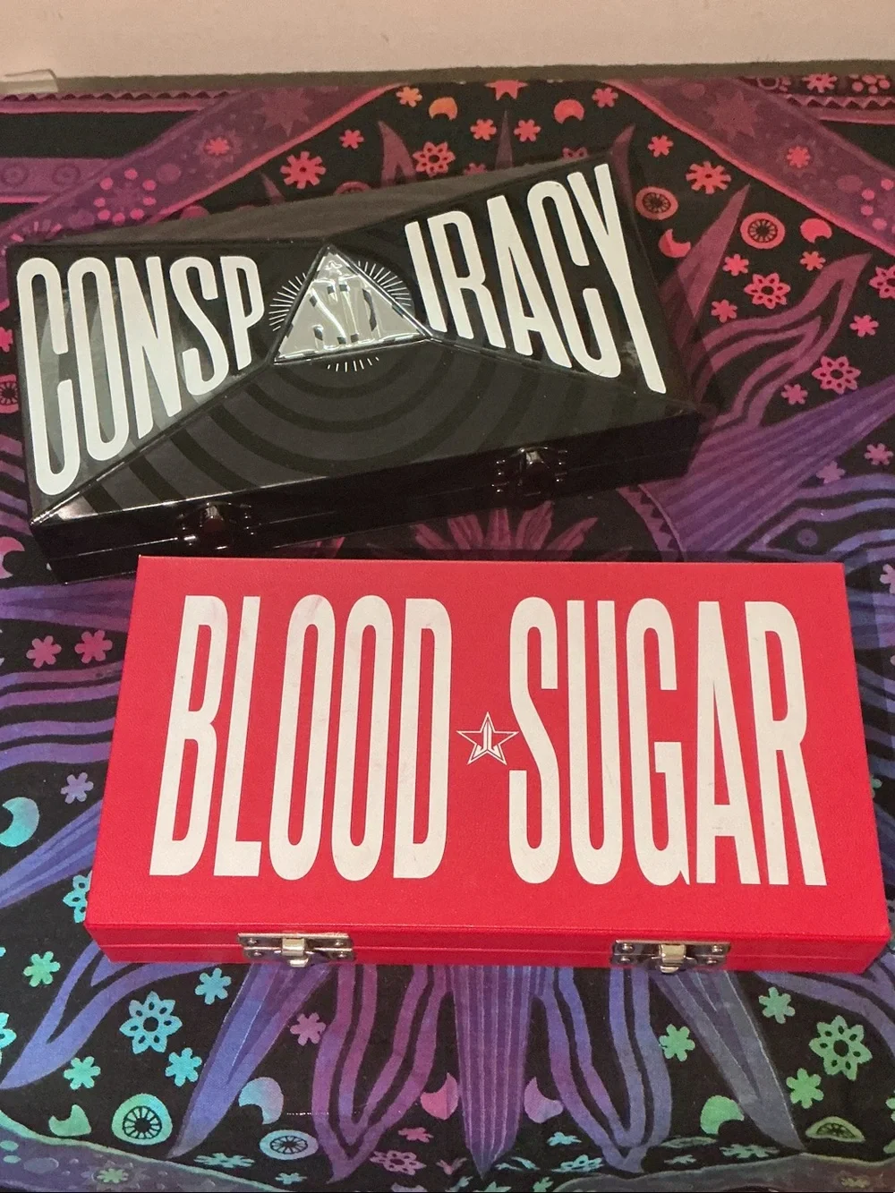 Jeffree Star Blood Sugar and Conspiracy Makeup Palette Set - Red, Black, White